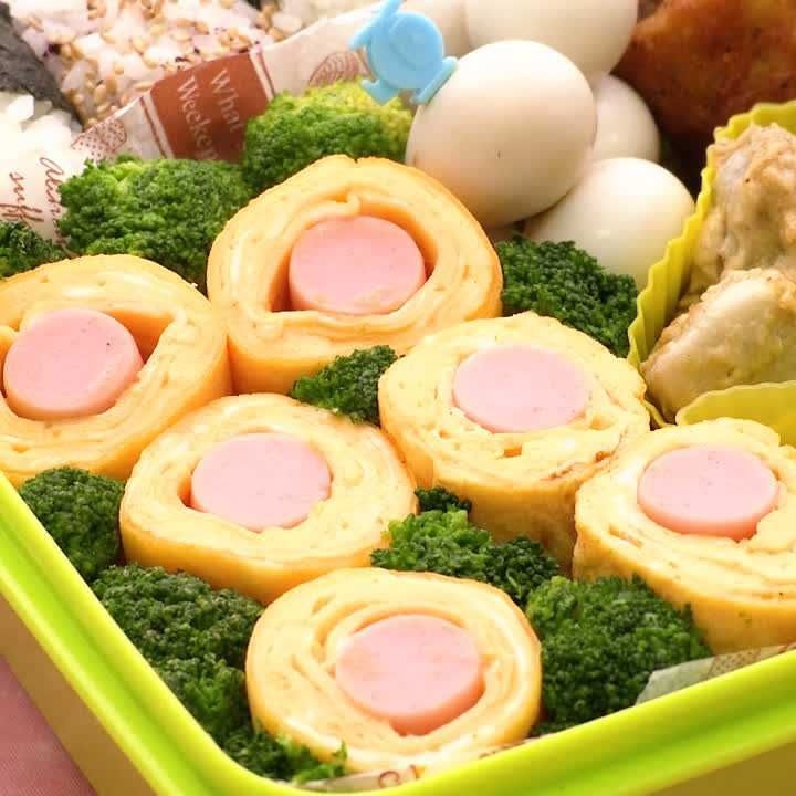 お弁当のおかずに 魚肉ソーセージのロール卵焼きのレシピ動画 作り方 Delish Kitchen